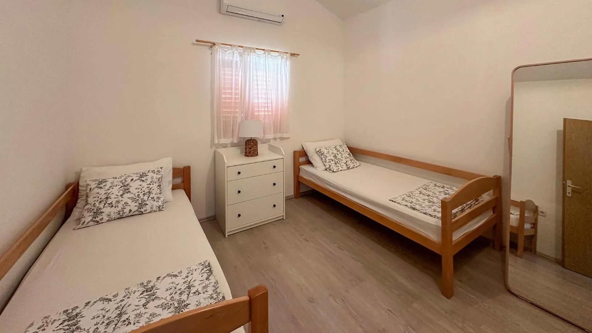 Beautiful Home In Maslenica With Kitchen 0*,  Chorvatsko