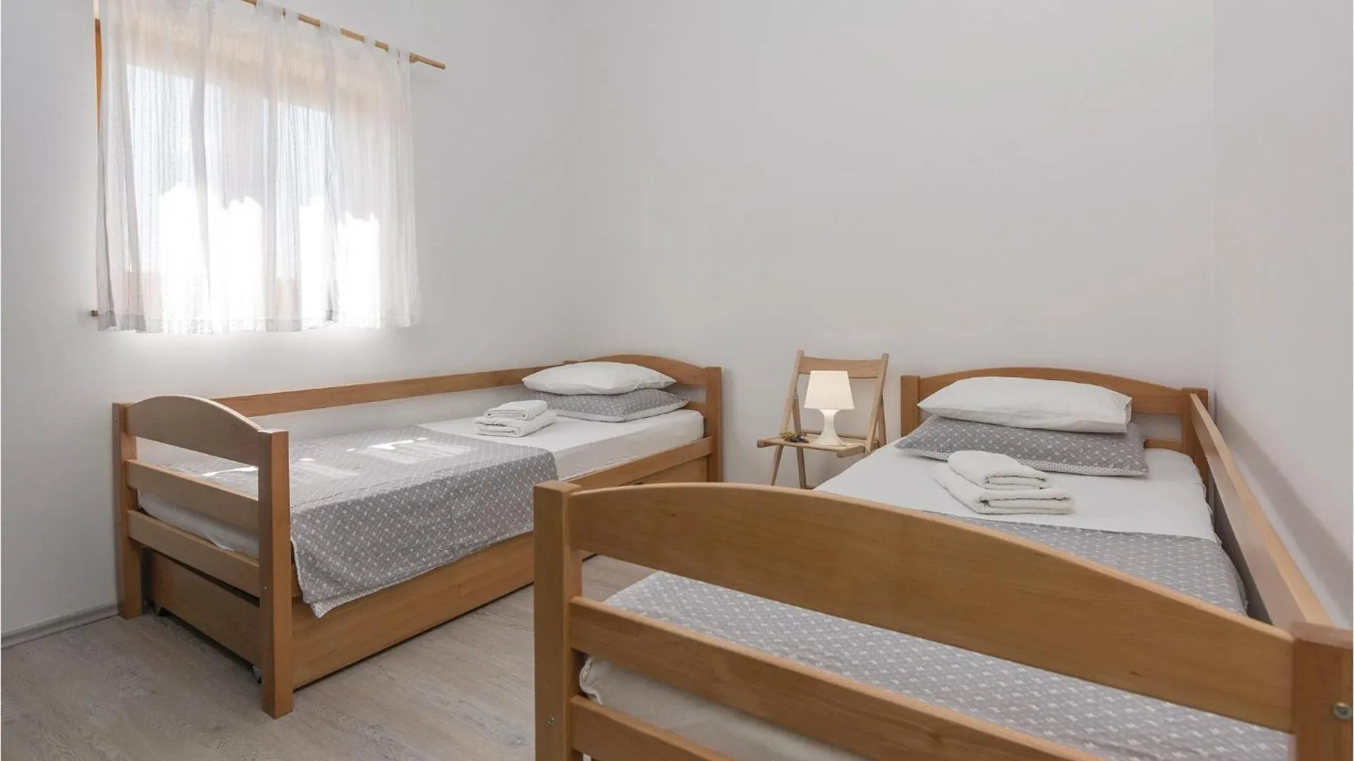 Beautiful Home In Maslenica With Kitchen Croatia